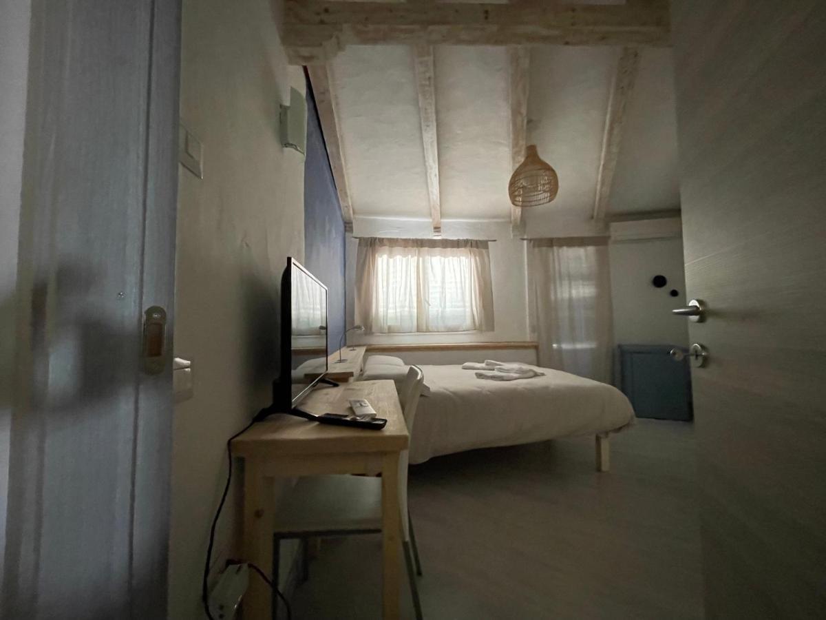Domus De Diana Bed and Breakfast Olbia Buitenkant foto