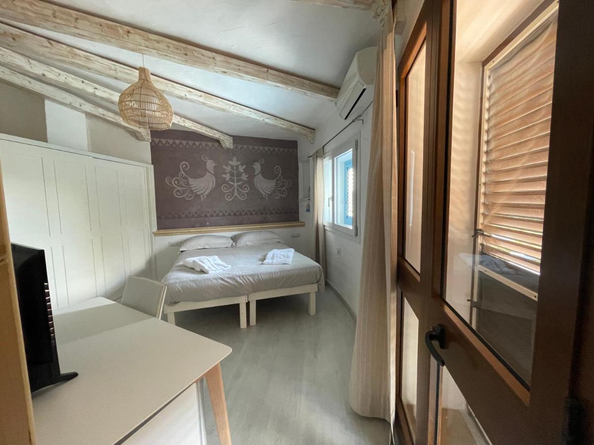 Domus De Diana Bed and Breakfast Olbia Buitenkant foto