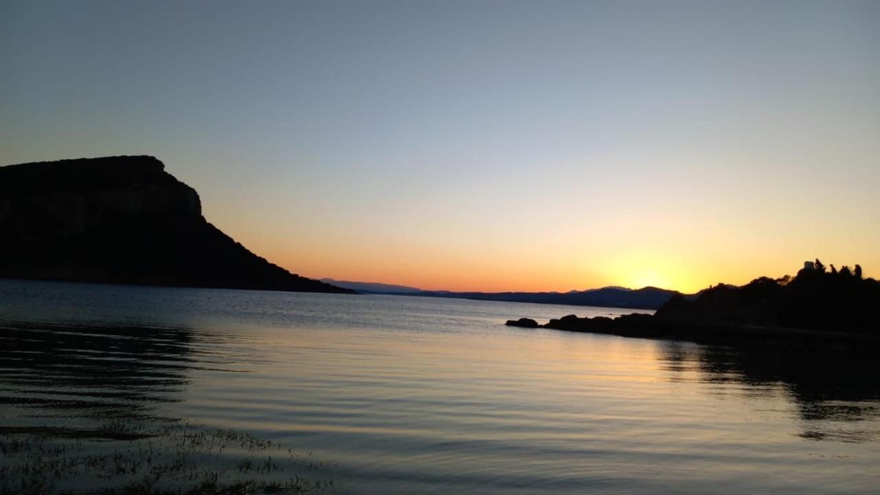 Domus De Diana Bed and Breakfast Olbia Buitenkant foto